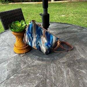 Consuela DowntownCrossbody Dylan